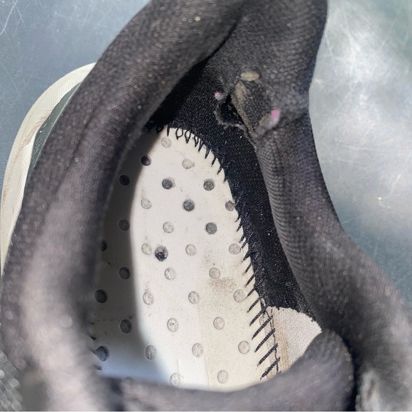 HOKA One One Womens Arahi 5 Black Running sneaker Shoes Size 8.5 (Wide) - Picture 7 of 9